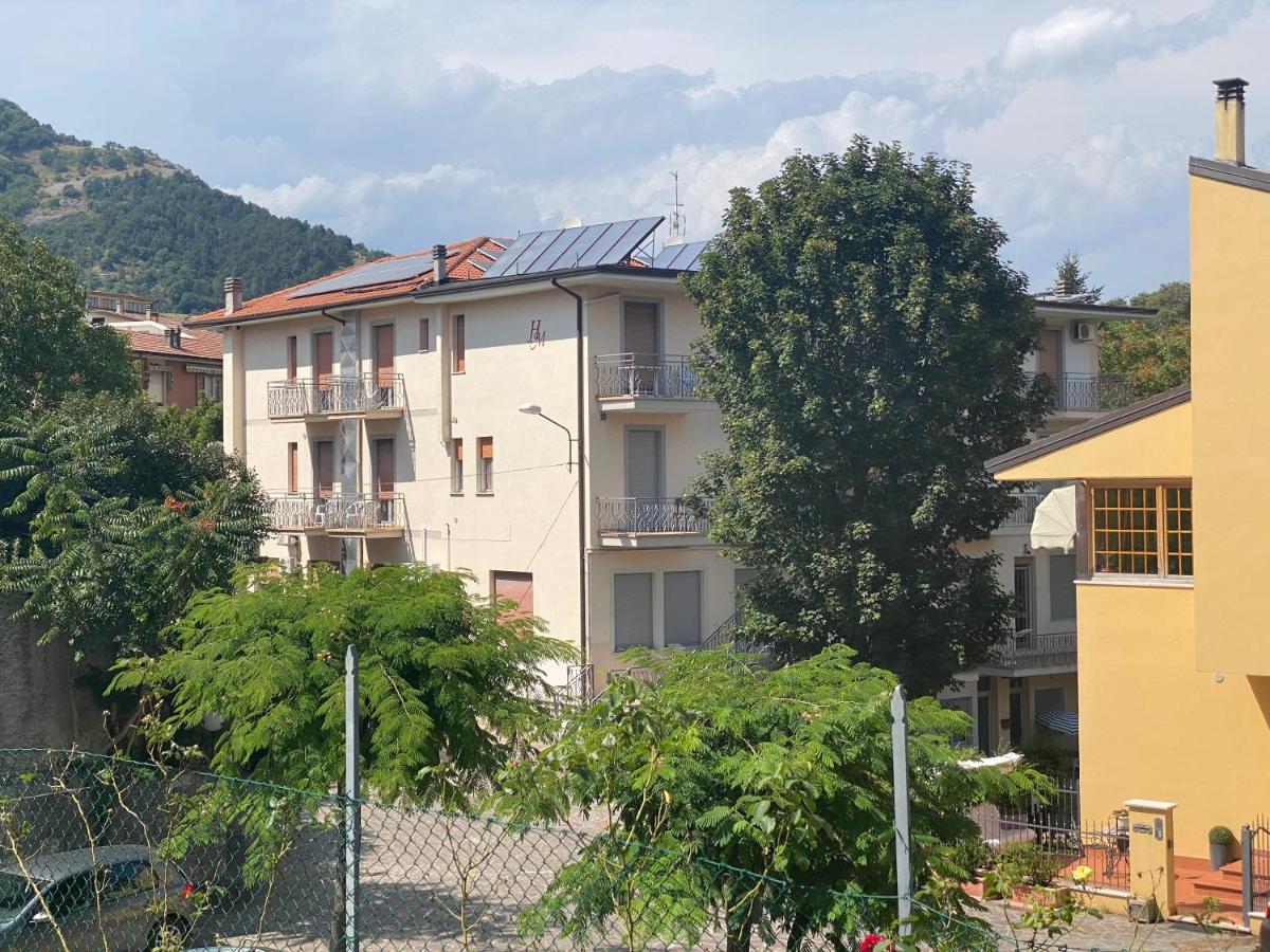 Hotel Magda Novafeltria Exteriér fotografie
