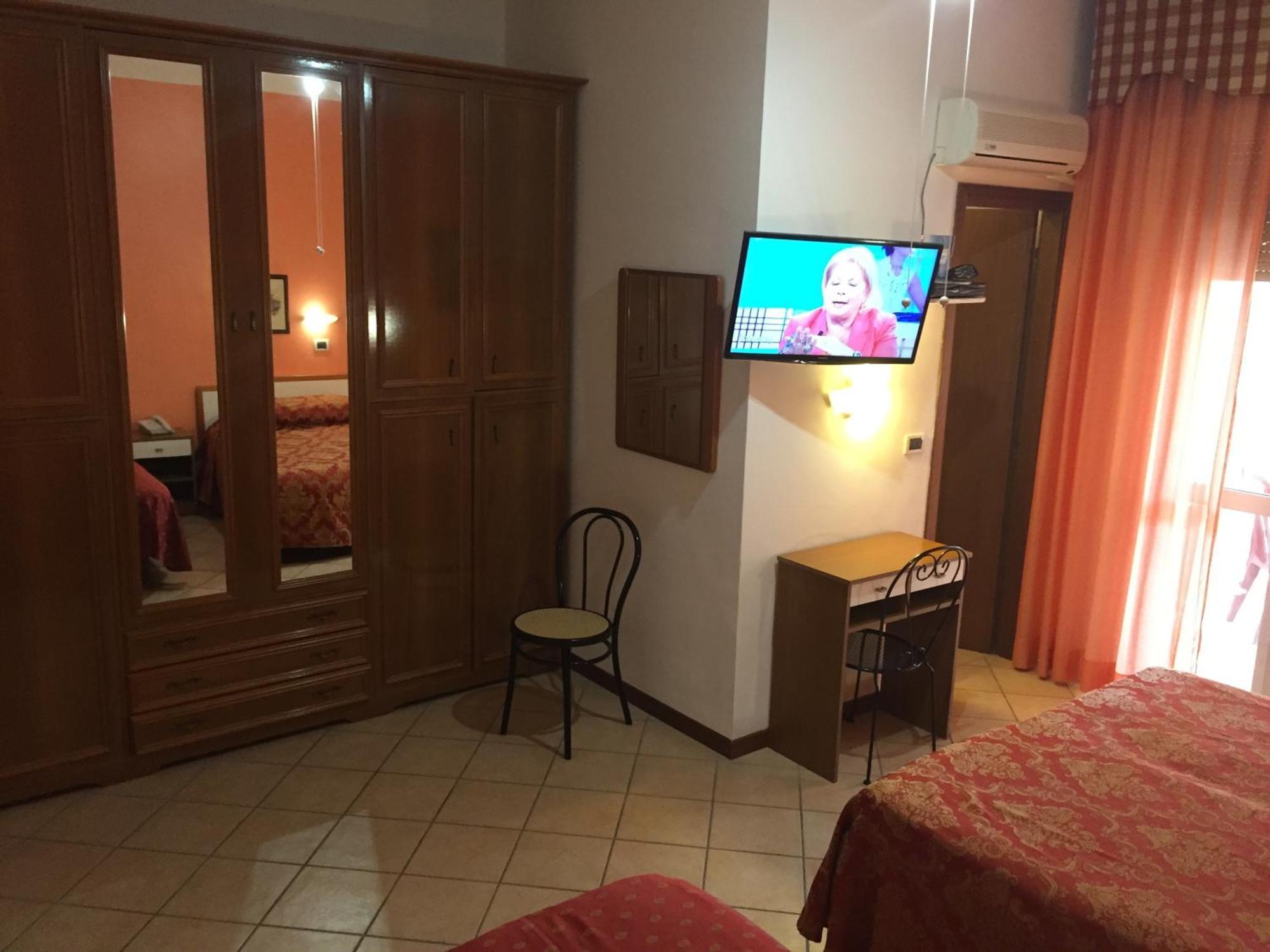 Hotel Magda Novafeltria Pokoj fotografie